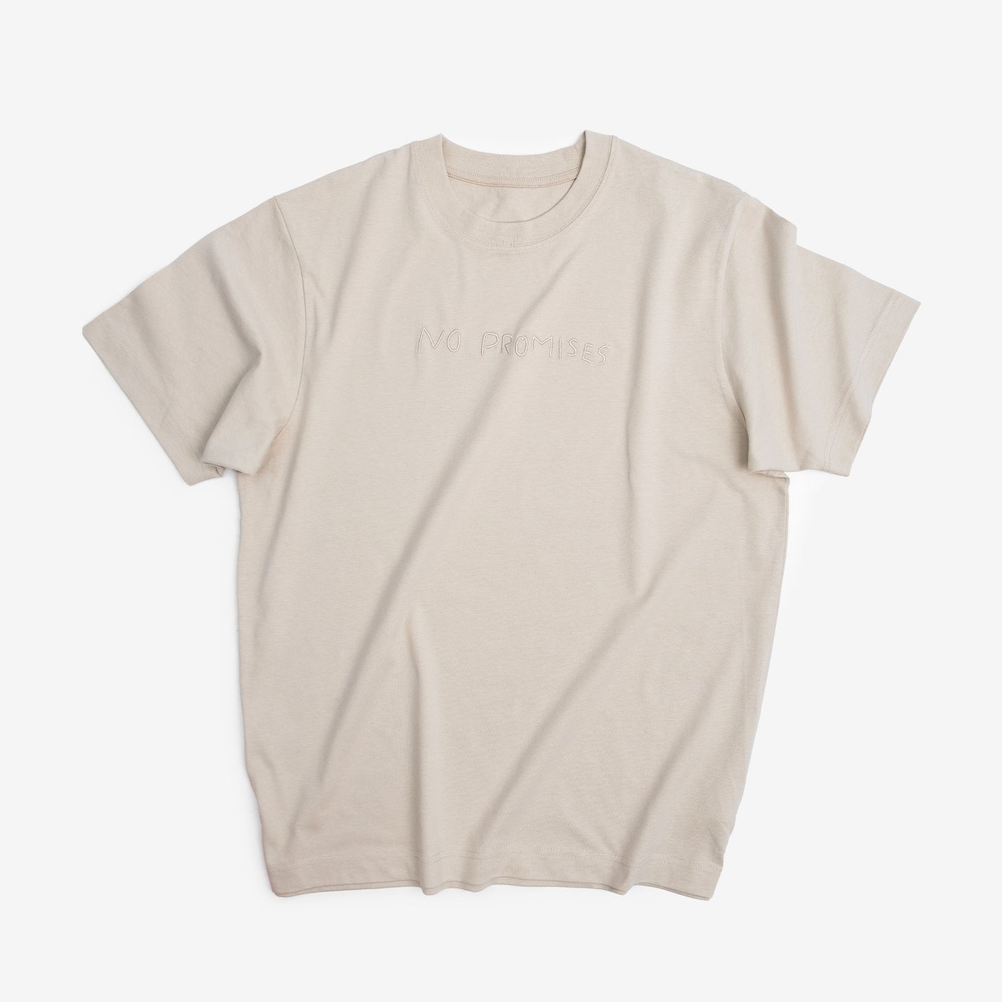 T-shirt beige "No promises"